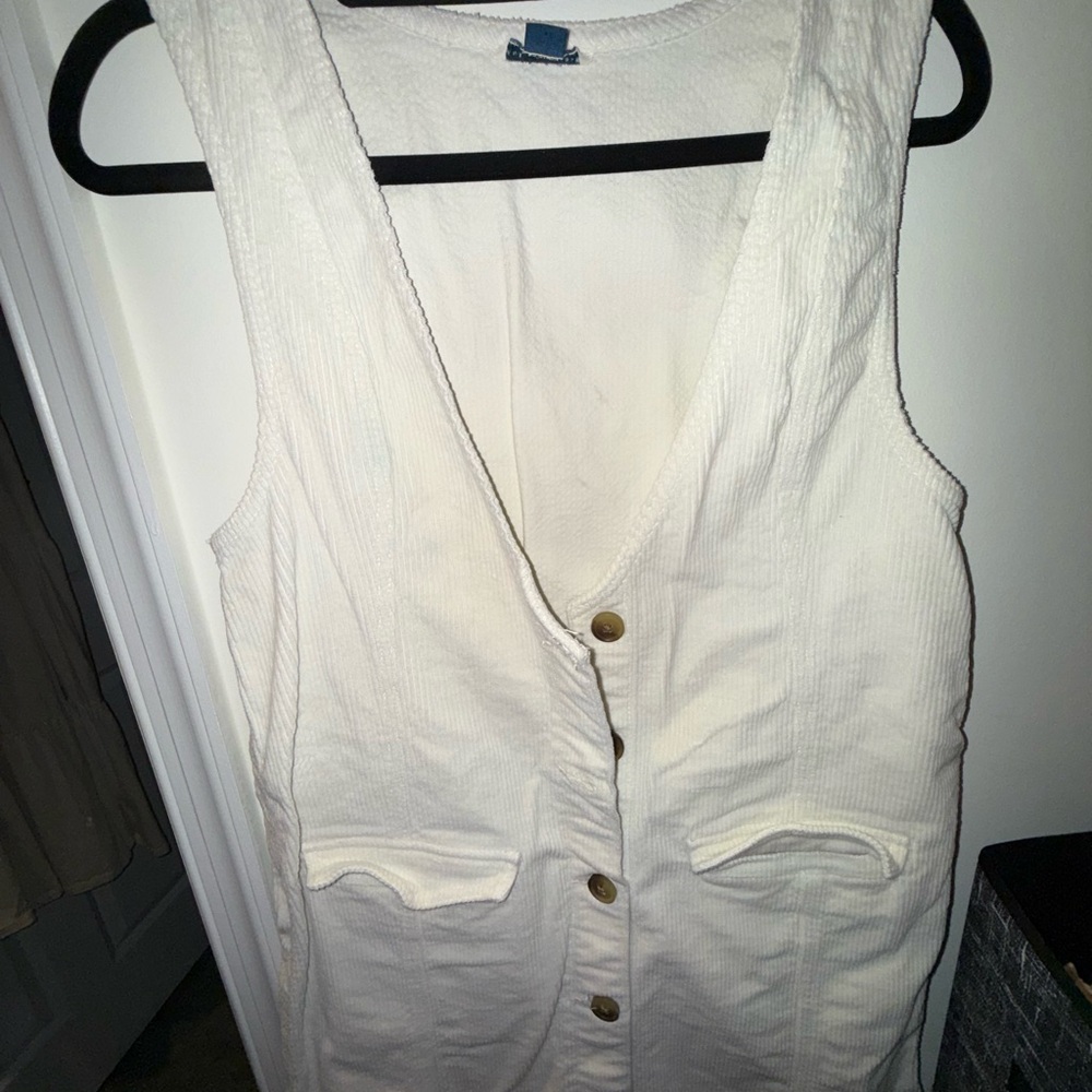 American Eagle Outfitters Cream Button-Down Tank Top